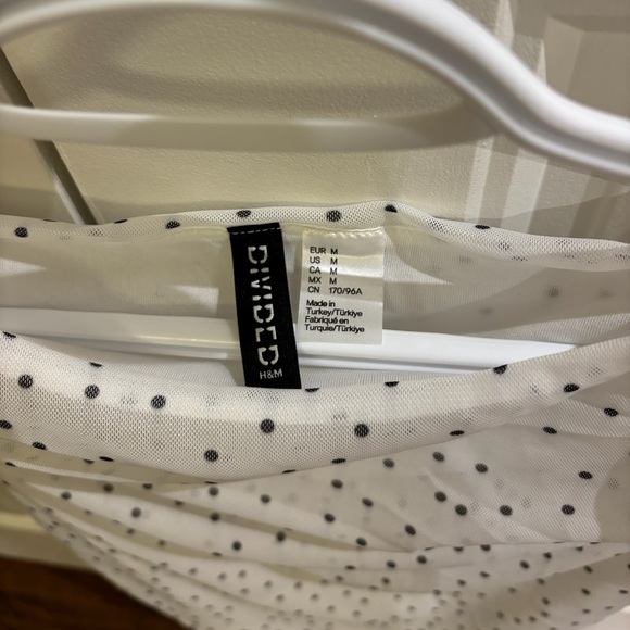 H&M Top - Picture 3 of 3